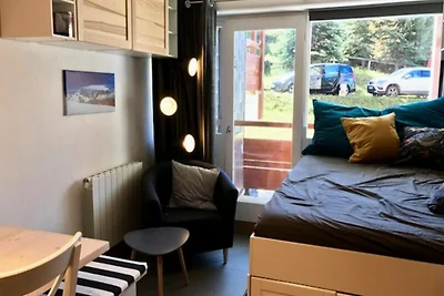 Komplett renoviertes Studio · Direkter Zugang...