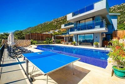 Villa in Kalkan met zwembad