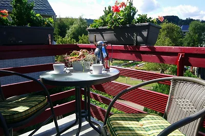 Modernes Appartement in Usseln mit Terrasse