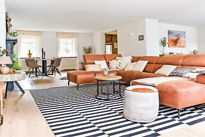 Villa in Manhay mit Sauna und Schwimmbad