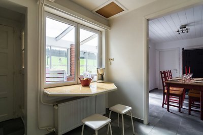 Modernes Ferienhaus in Vencimont mit Terrasse