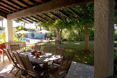 Villa in Campagnan mit Schwimmbad