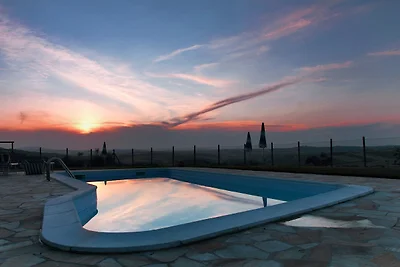 Casale con piscina