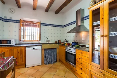 Lussuoso palazzo a la Múnia con piscina e...