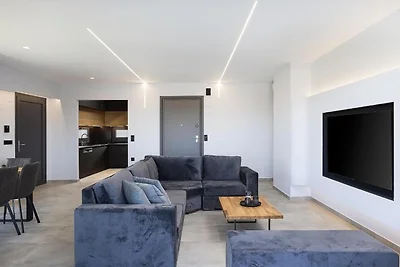 Villa mit Meerblick, Pool und Grill für 8...