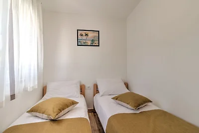 Casa vacanze a Banjole vicino al centro cittא