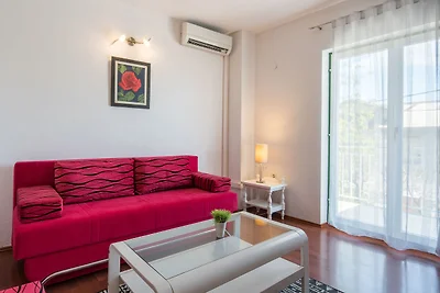 Sontuosa casa vacanze a Podstrana