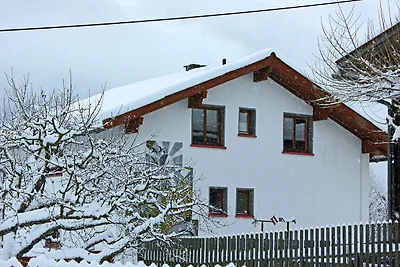 Geräumige Ferienwohnung in Kappl mit Terrasse