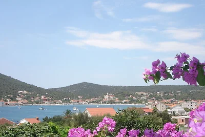 Appartamento a Vinisce con vista mare