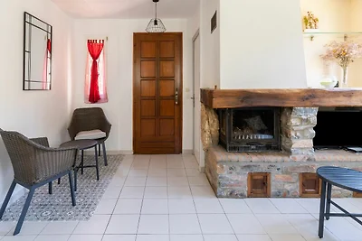 Gemütliches Ferienhaus in Minerve mit Garten