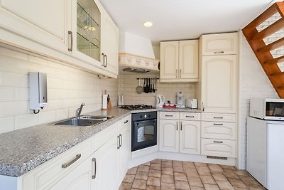 Ferienhaus in Noordwijkerhout mit Terrasse in...