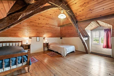 Vintage vakantiehuis met privé zwembad
