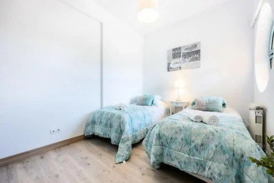 Apartment in Albufeira Marina mit Pool