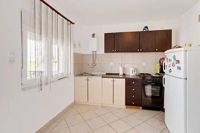 Ferienhaus in Jasenice Rovanjska