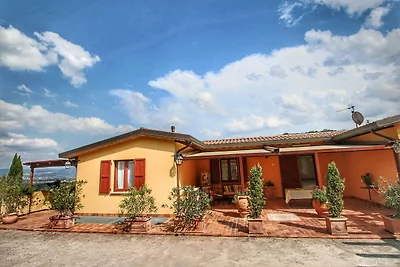Casa di campagna con piscina