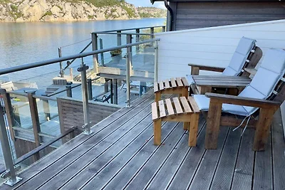 8 Personen vakantie huis in Urangsvåg