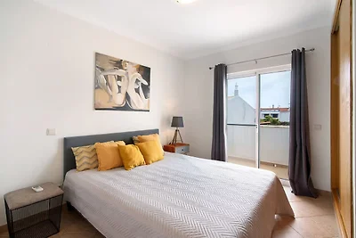 Faszinierendes Ferienhaus in Manta Rota mit...