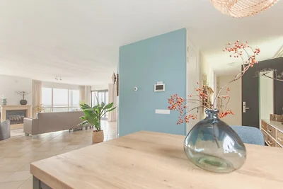 Penthouse-Apartment mit Seeblick