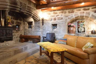 Gemütliches Ferienhaus am Fluss Le Lignon