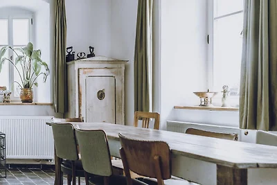 Appartement avec jardin près de Janowice