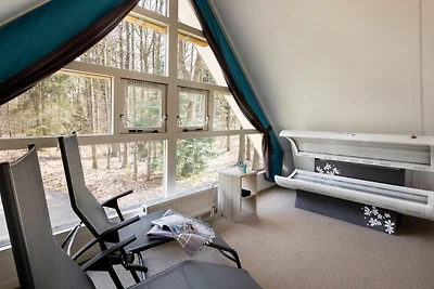Lussuosa villa con 2 bagni e solarium, a 8 km...