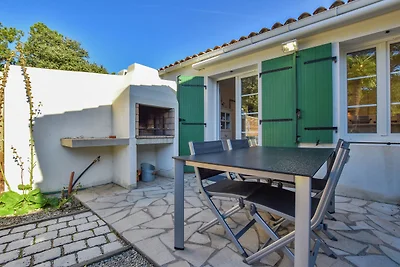 Vecchia casa vacanze con vasca idromassaggio