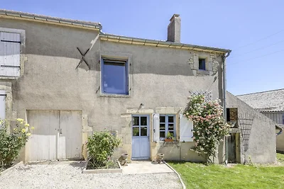 Burgundisches Bauernhaus in Talon mit Kamin
