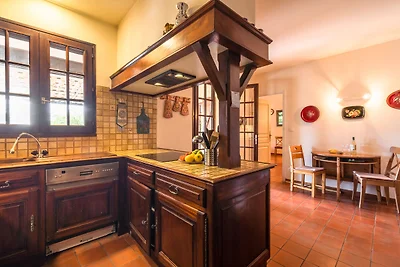 Villa a Beaufort con piscina