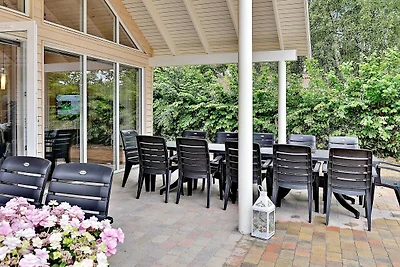 16 Personen Ferienhaus in Dronningmølle