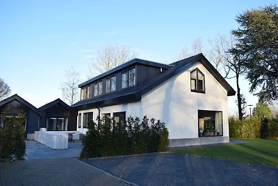 Schöne Villa in der Nähe der Veluwe