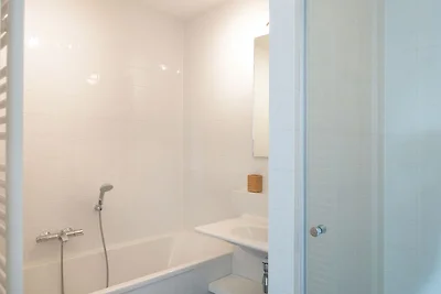Apartment near beach for 4 people