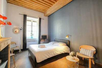 Apartament Dify Ainay