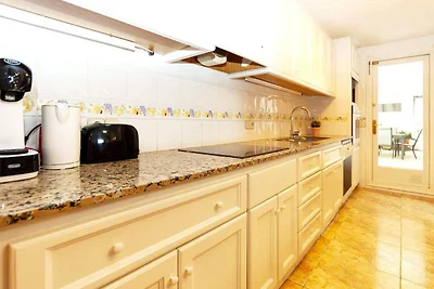 Gezellig appartement met 2 slaapkamers in...