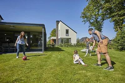 Moderne villa met wellness in Limburg