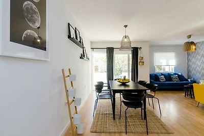 Apartment Sea Shell - Triplex Three-Bedroom A...