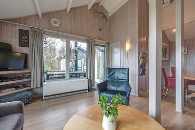 Gelijkvloerse bungalow bij een stuwmeer in de...