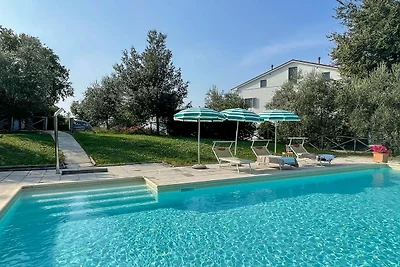 Casa vacanze nelle Marche con piscina privata