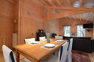 Chalet in ruhiger Lage in der Nähe von Nijlen