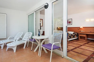 Apartment Fontana Resort in Jelsa mit Pool
