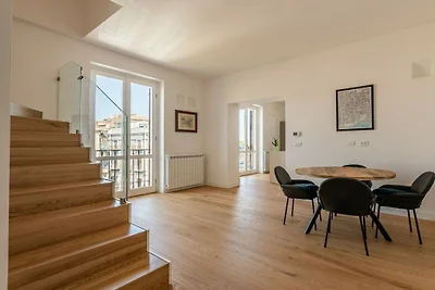 Oretea Apartment with Terrace