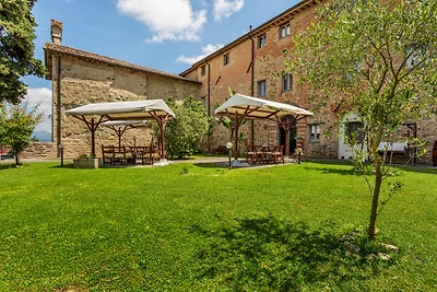 Rustikales Ferienhaus mit Schwimmbad
