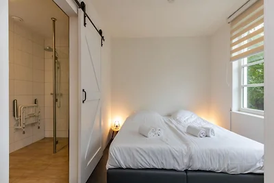 Grazioso chalet con vasca idromassaggio e...