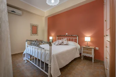 Spaziosa villa con piscina privata a Romiri