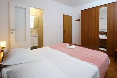 Apartments Boro - Three bedroom Apartment wit...