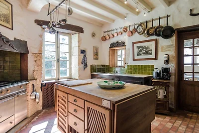 Gemütliche Villa in Sourzac mit privatem pool