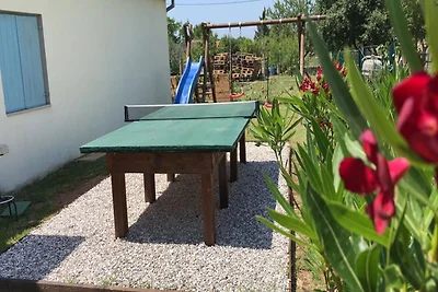Attraente casa vacanze a Zara con piscina...