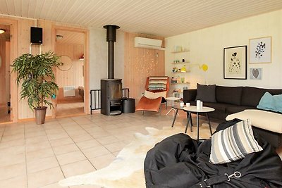 Modernes Ferienhaus in Dannemare mit Sauna