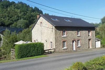Ferienhaus 'Ambleve' mit Pool, Sauna und...