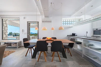 Wunderschצne neue Luxusvilla auf Rhodos