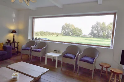 Spaziosa villa a Diksmuide, con cortile